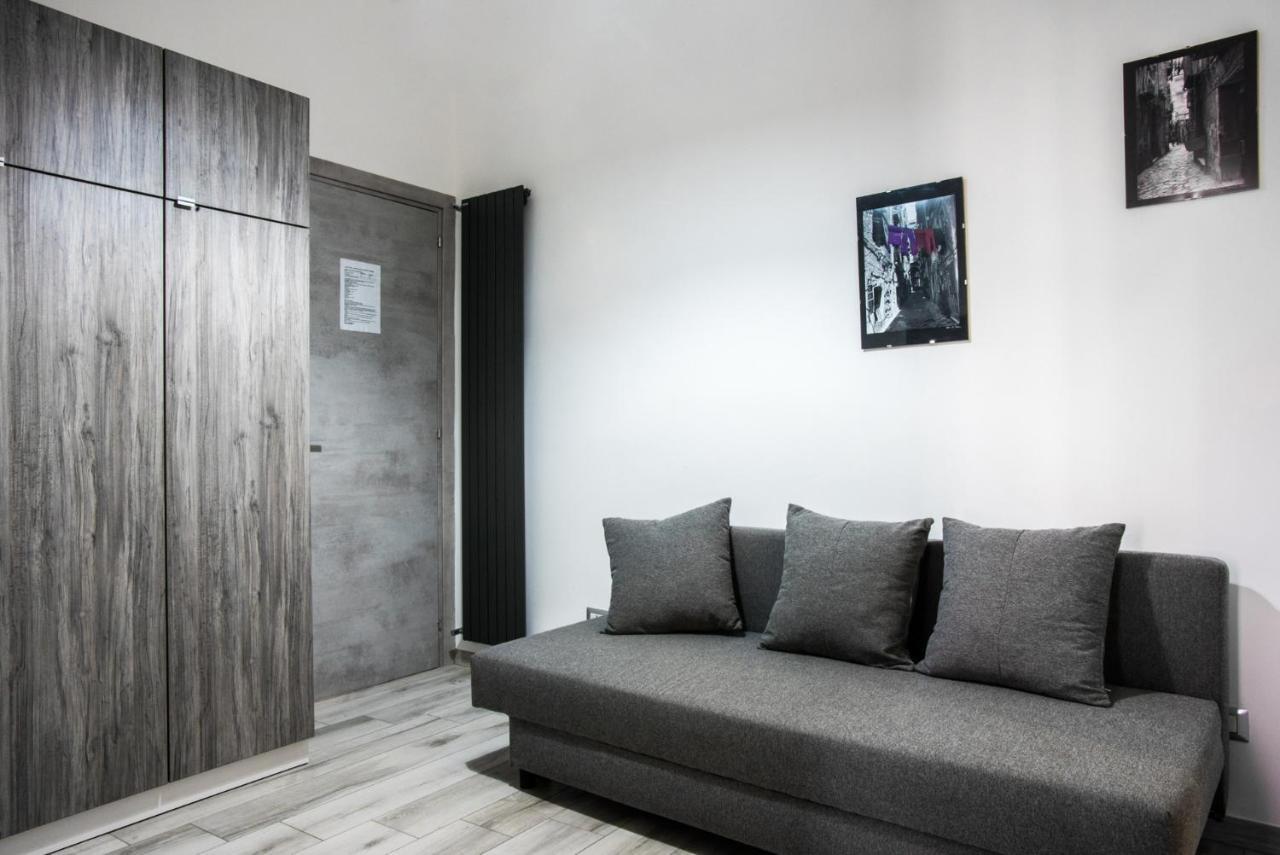 Solarium Al Duomo Rooms By Wonderful Italy เนเปิลส์ ภายนอก รูปภาพ